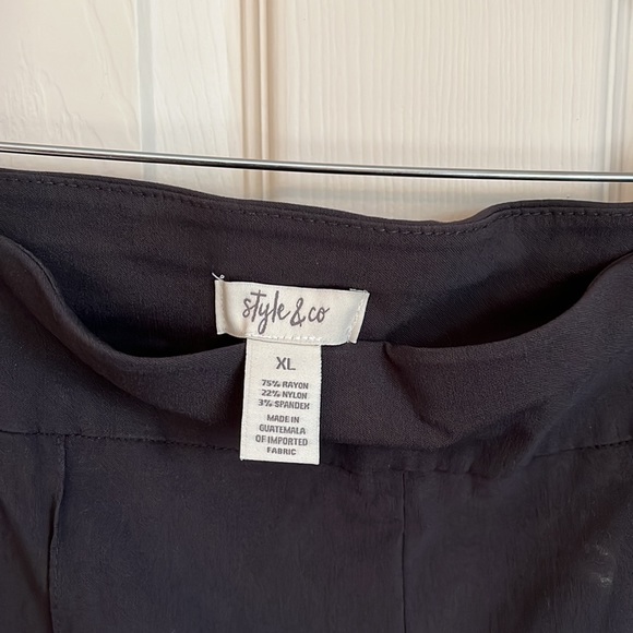 Pants - Picture 4 of 4